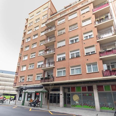 Apartamento Con Vistas Al Estadio San Mames Bilbao Exterior photo