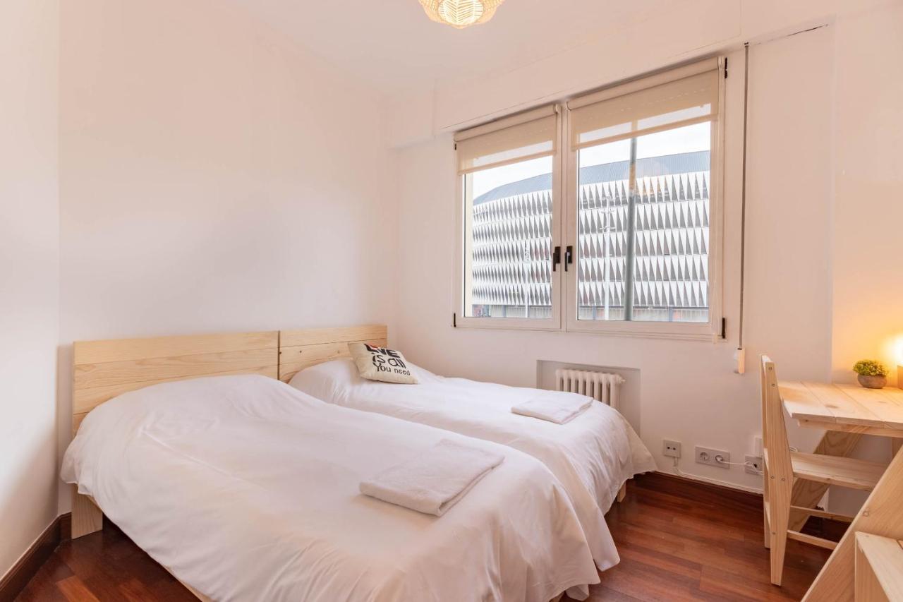 Apartamento Con Vistas Al Estadio San Mames Bilbao Exterior photo