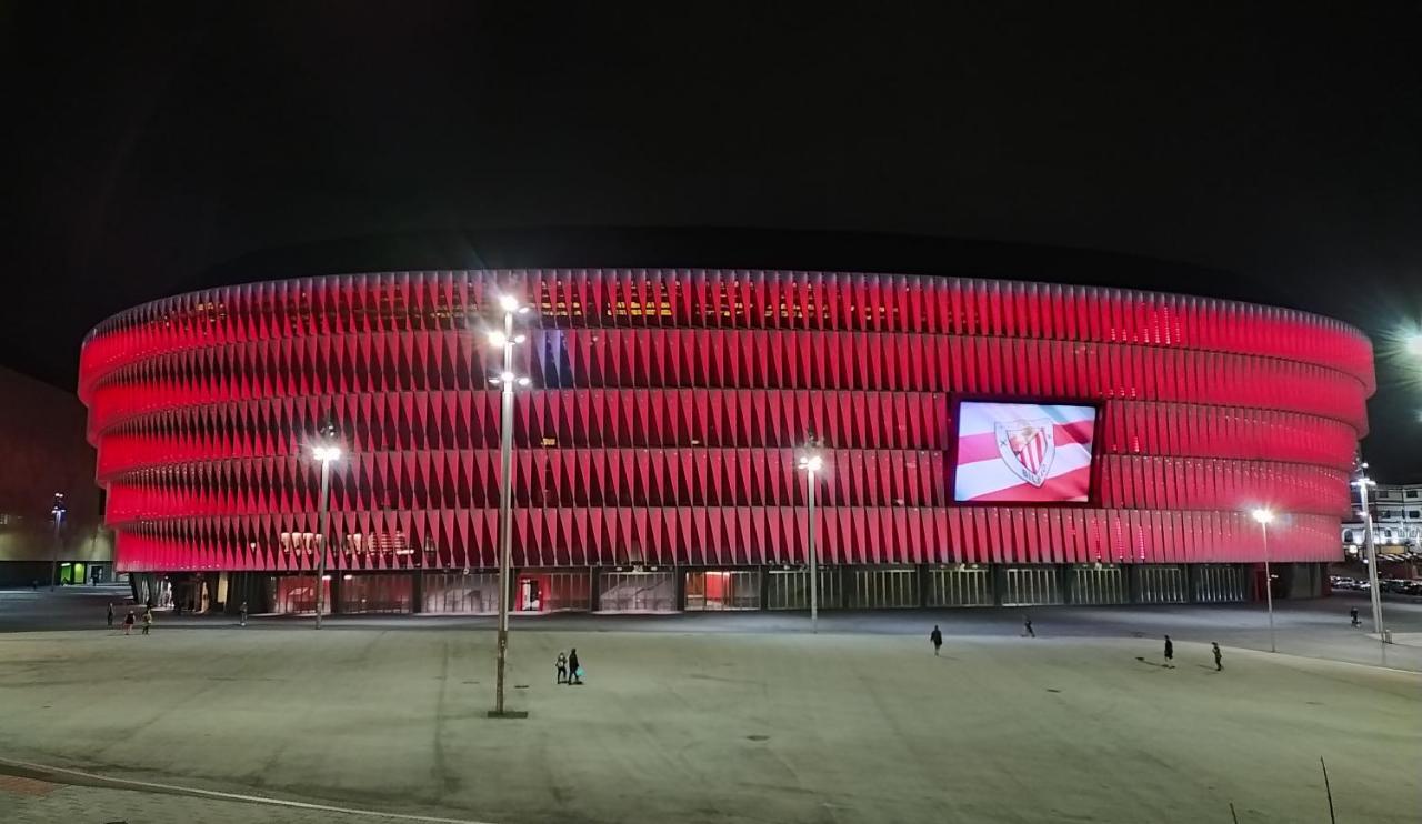 Apartamento Con Vistas Al Estadio San Mames Bilbao Exterior photo
